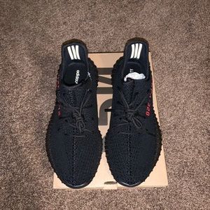 Yeezy Boost 350 V2 Bred